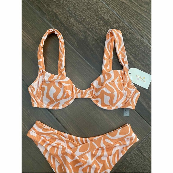 Aurelle NEW🚨 Swimsuit Set - Picture 4 of 5